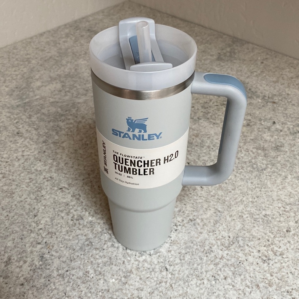 Stanley 30oz Quencher